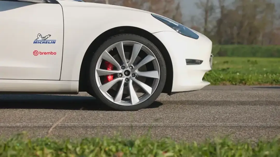 Michelin и Brembo работают вместе над улучшением эффективности торможения