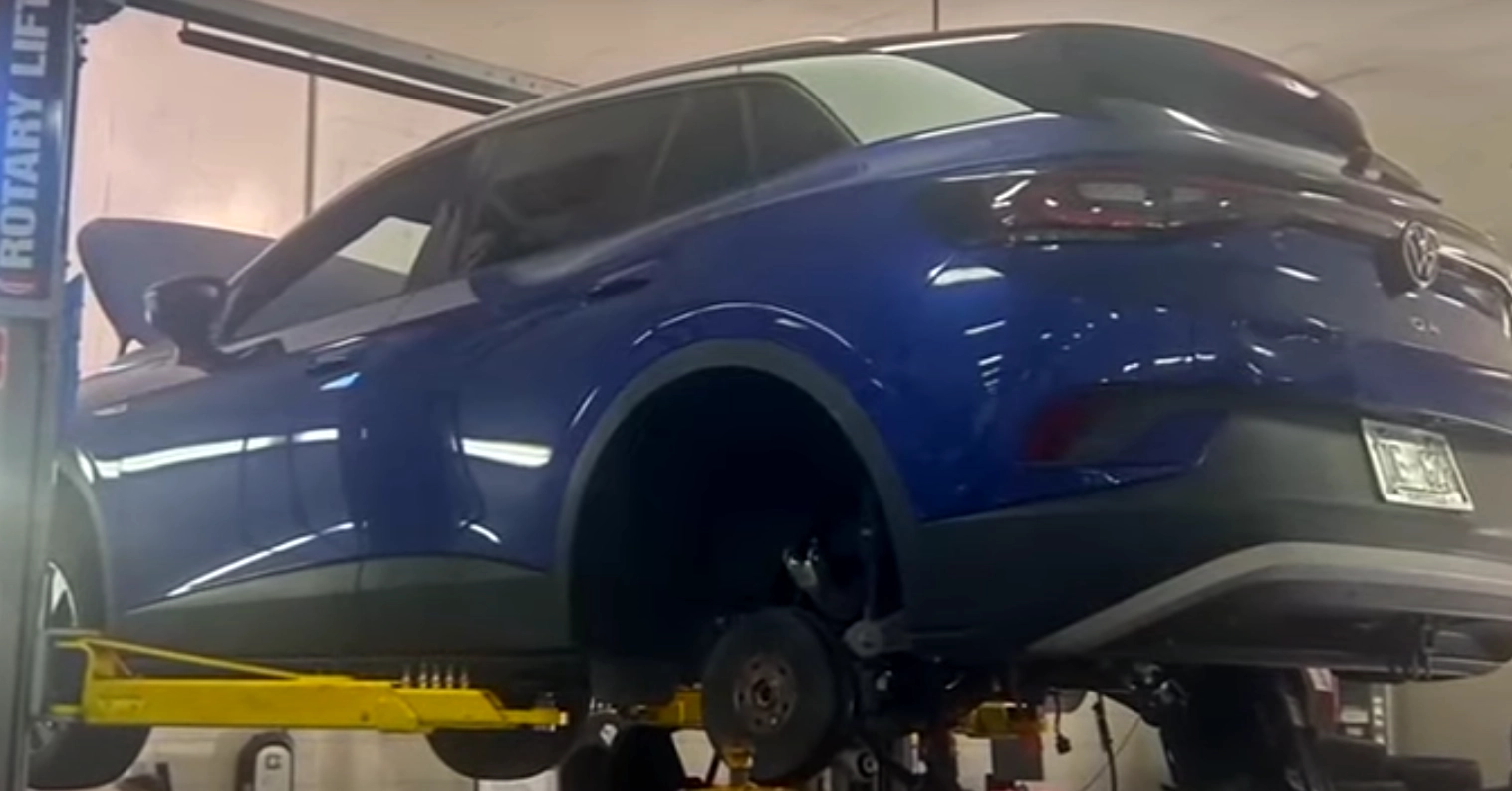 7 месяцев ждет замену коробки передач в VW ID.4