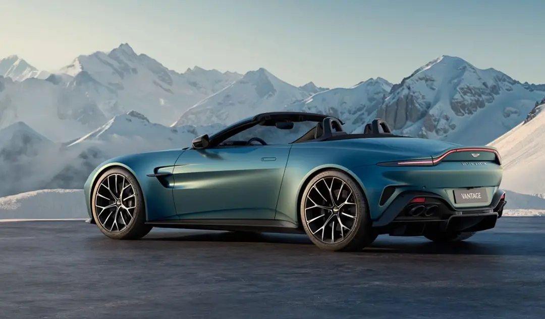 Компания Aston Martin представила Vantage Roadster Компания Aston Martin представила Vantage Roadster_1