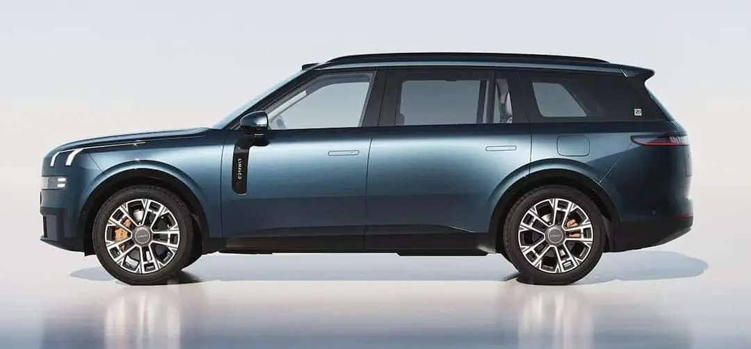 Lynk & Co 900 Представлен Lynk & Co 900 с огромными 30-дюймовыми экранами_1