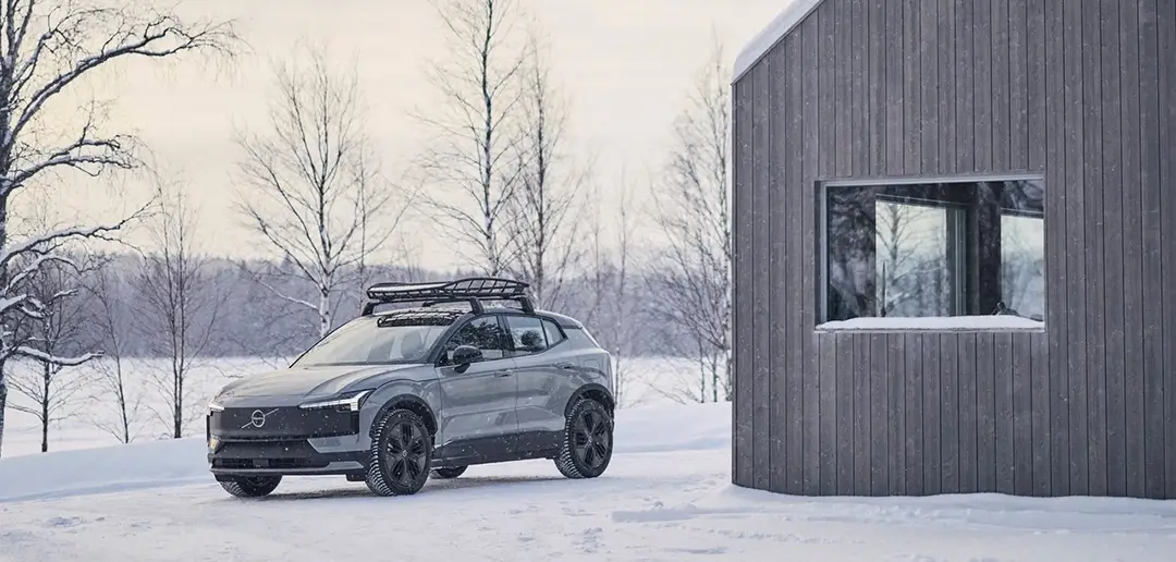 Volvo EX3 получил версию Cross Country_1