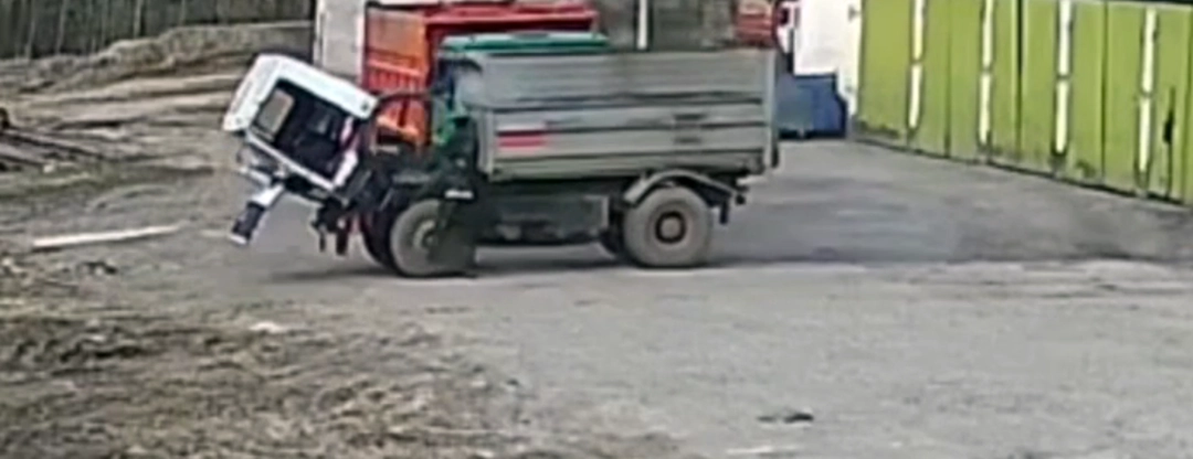 погиб пытаясь остановить двигающийся грузовик