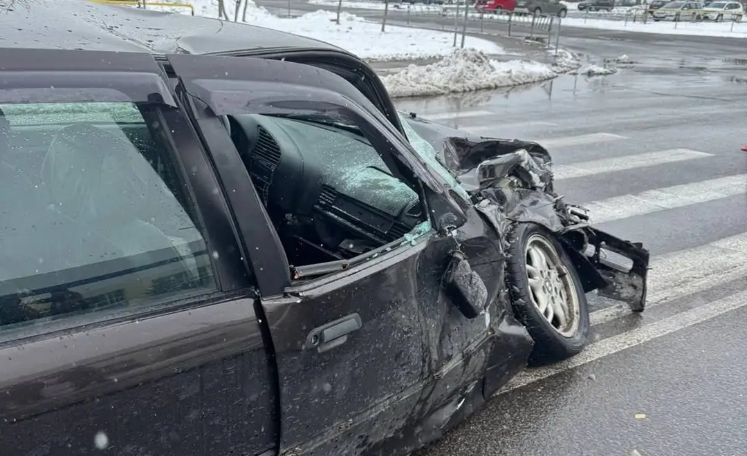 В Солигорске столкнулись BMW и МАЗ_3