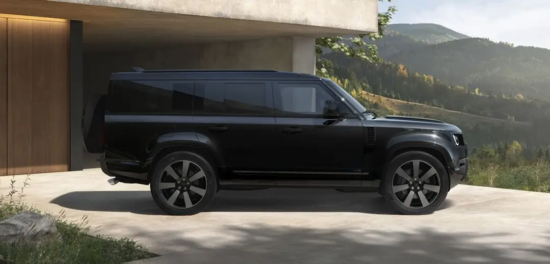 Land Rover представила обновленную версию Defender Land Rover представила обновленную версию Defender _1