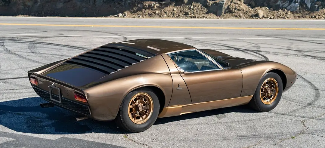 Lamborghini Miura простояла в гостиной 40 лет