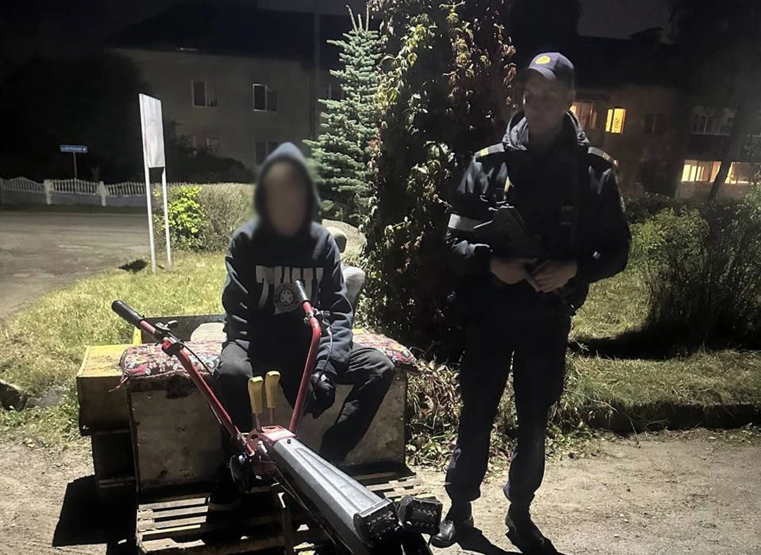 В Минске подросток катал приятелей на мотоблоке