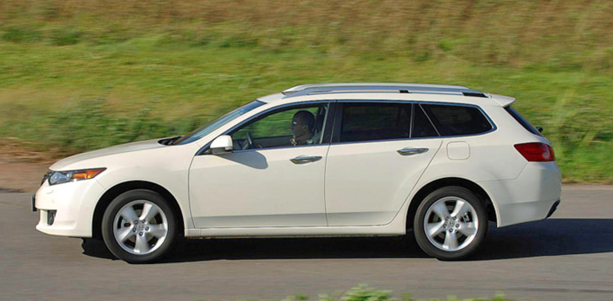 HONDA ACCORD TOURER И SUBARU LEGACY SW: УНИВЕРСАЛЫ ДЛЯ ВОДИТЕЛЯ