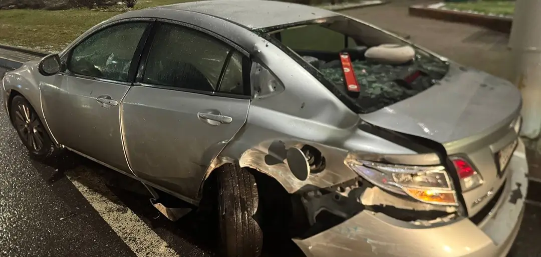 3 автомобиля попали в ДТП из-за несоблюдения безопасной дистанции На улице Притыцкого 3 автомобиля попали в ДТП из-за несоблюдения безопасной дистанции_2