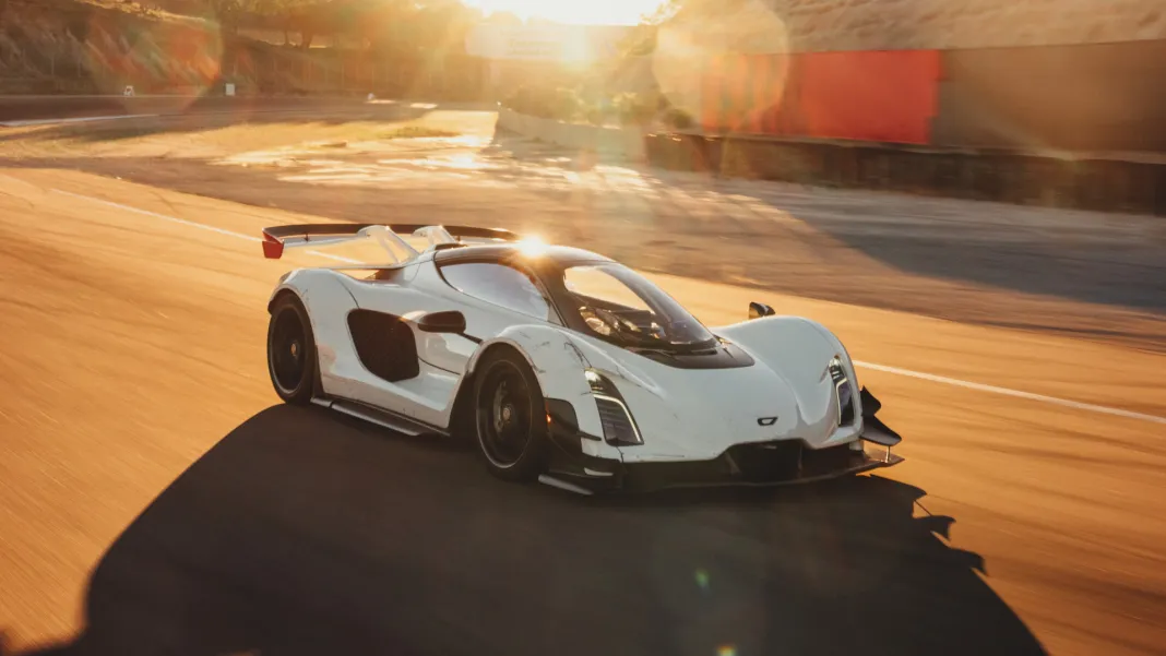 Czinger 21C побил рекорд Koenigsegg Sadair's Spear