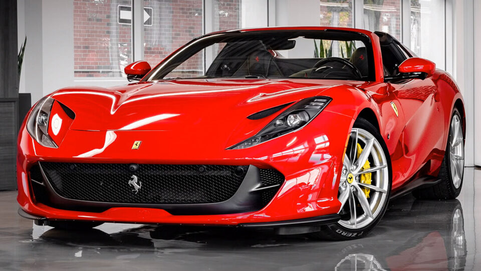 8 автомобилей, 8 минут: Ferrari 812 GTS и Porsche 911 GT3 среди угнанных