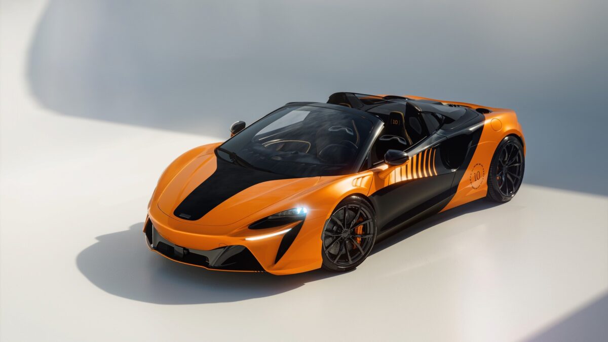 McLaren отмечает 10-й титул в зачете конструкторов выпуском Artura Spider MCL39 Championship Edition