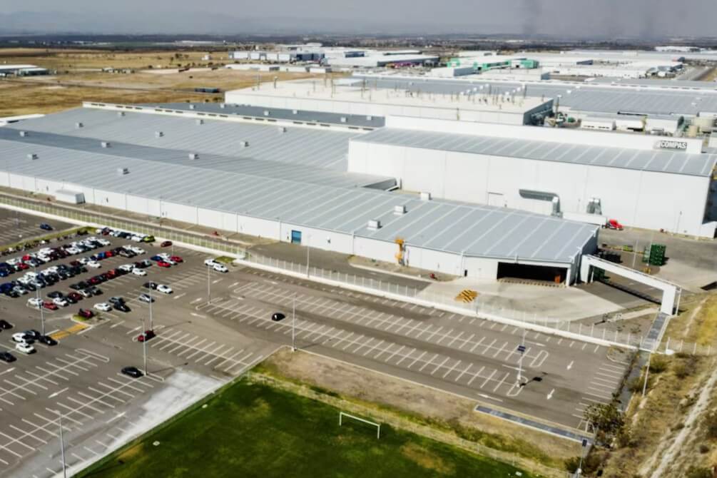 BYD и Geely соревнуются за право приобрести автомобильный завод в Мексике