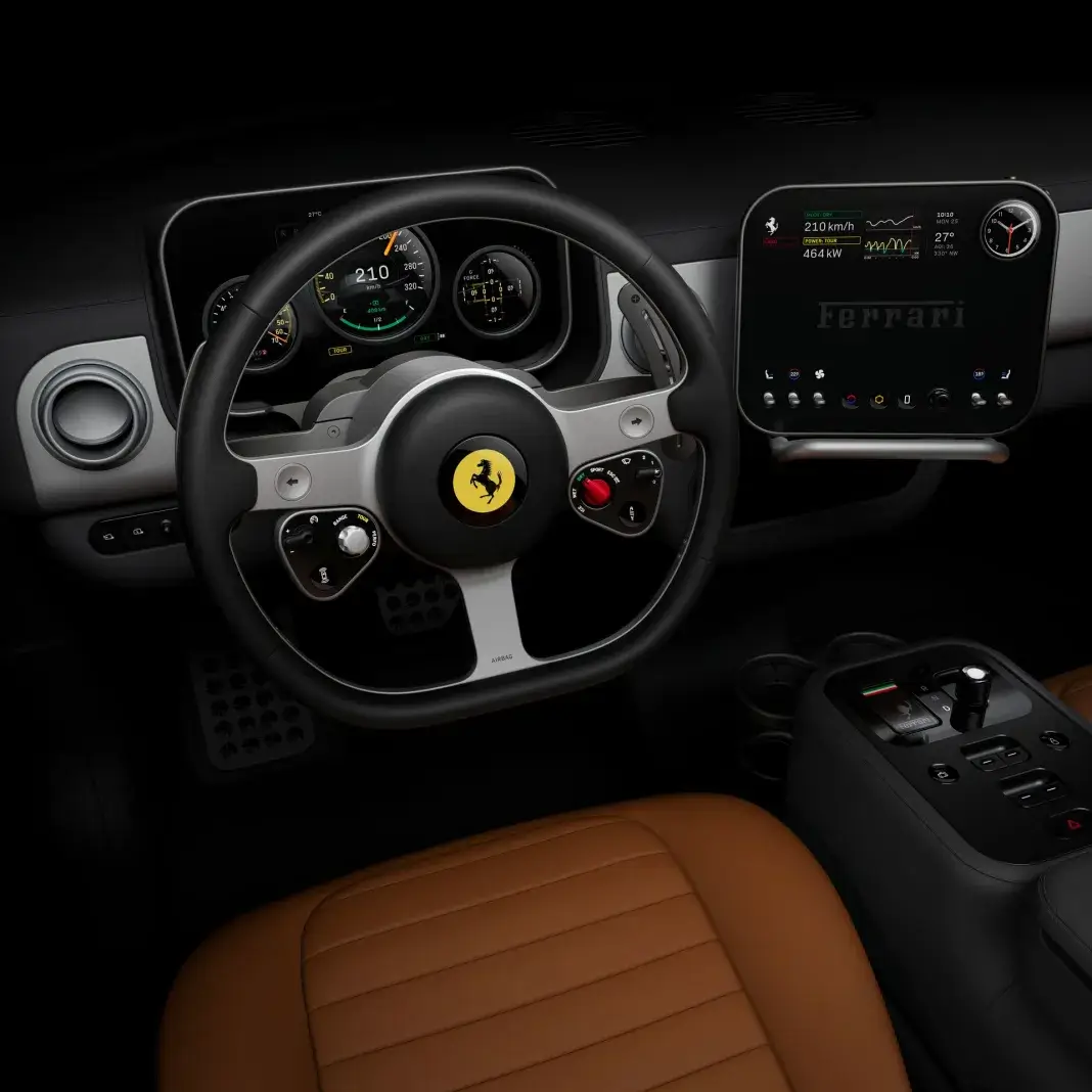 интерьер Ferrari Luce3