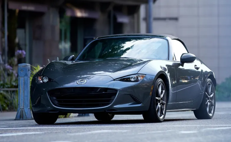 Mazda не может определиться с силовым агрегатом для новой MX -5