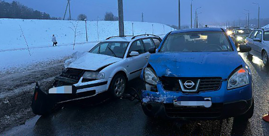 В Гродно в ДТП попали 3 автомобиля В Гродно в ДТП попали 3 автомобиля