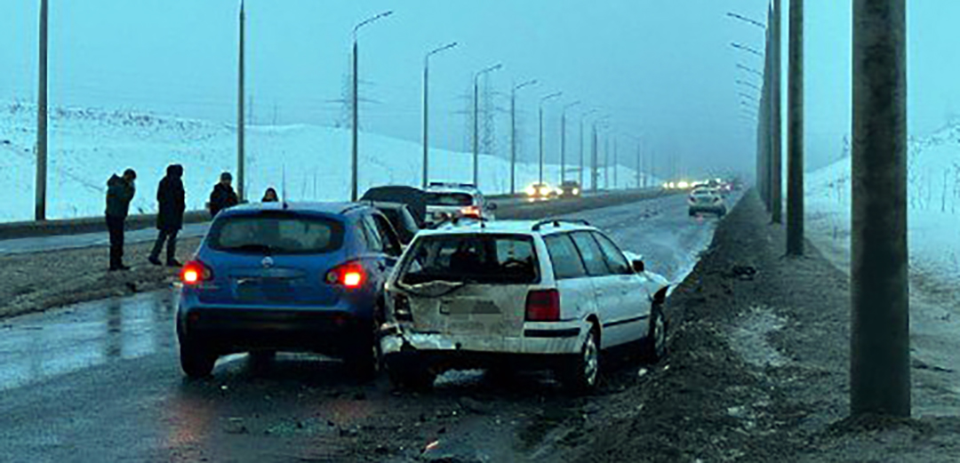 В Гродно в ДТП попали 3 автомобиля В Гродно в ДТП попали 3 автомобиля_2