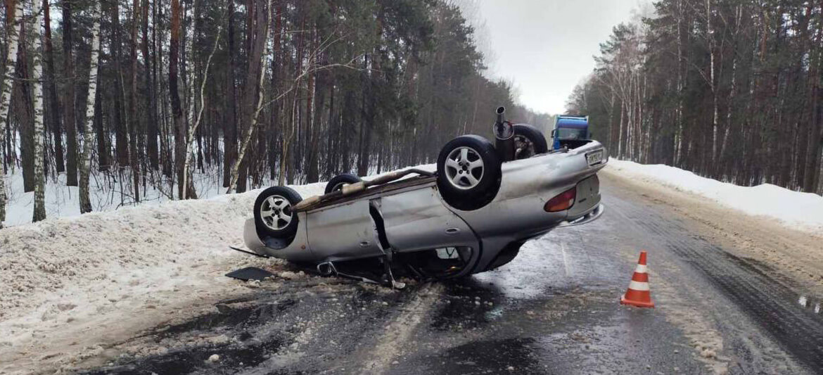На Гомельщине опрокинулся Hyundai и погибла женщина-пешеход