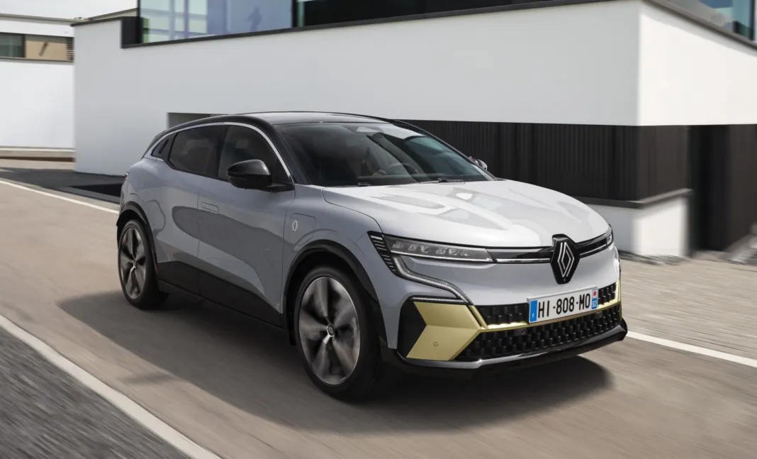 Суд приостановил продажи автомобилей Renault Megane и Clio в Германии