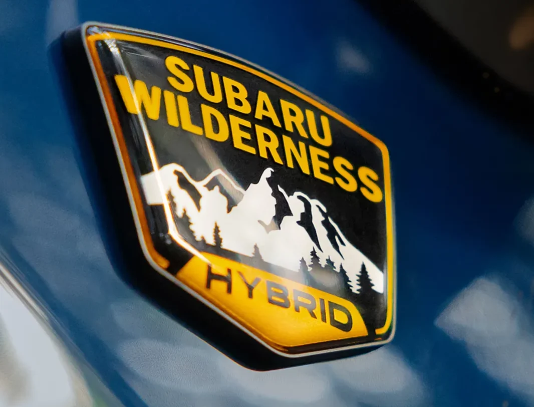 Subaru представила первый тизер гибридной модели Wilderness Hybrid