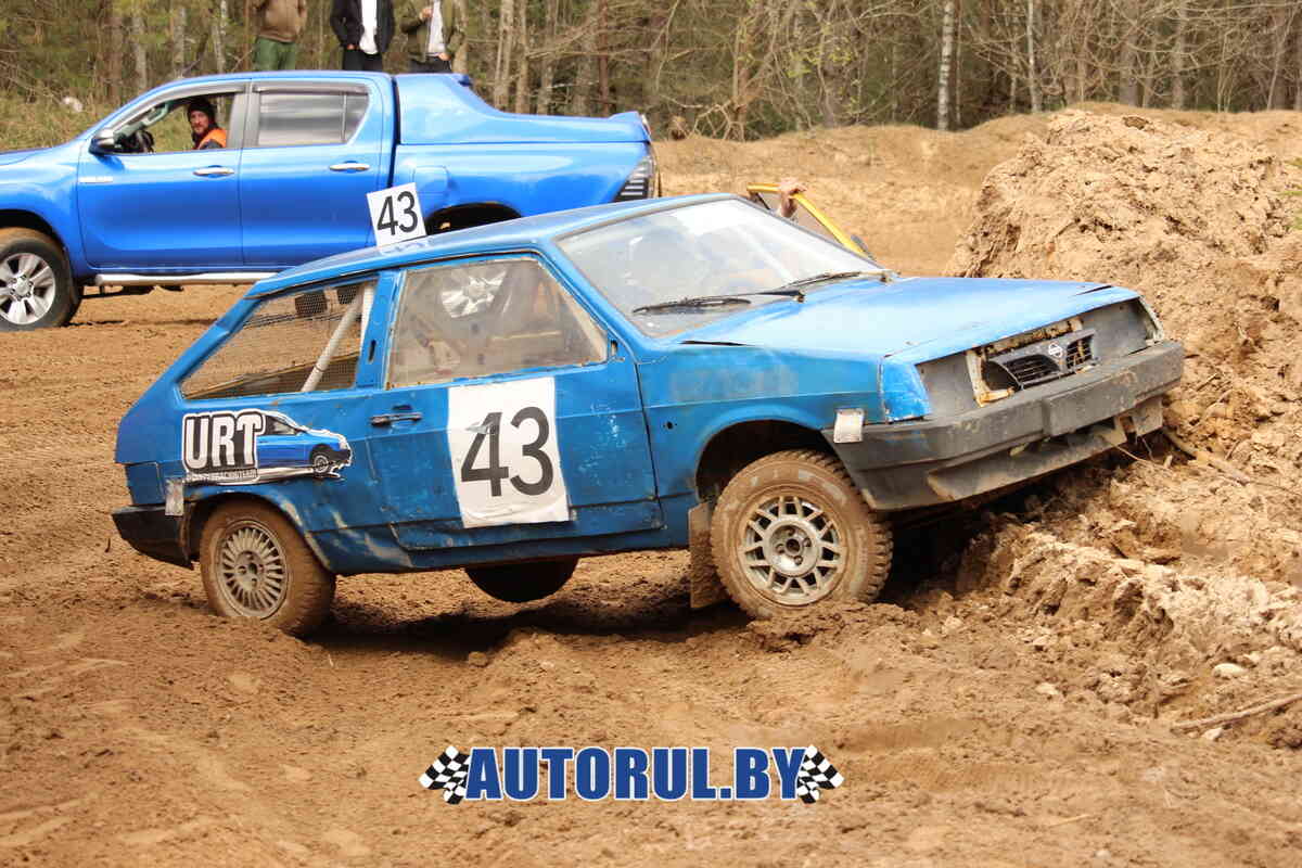 Второй день чемпионата- 2026 по автокроссу: чемпионы в ауте!