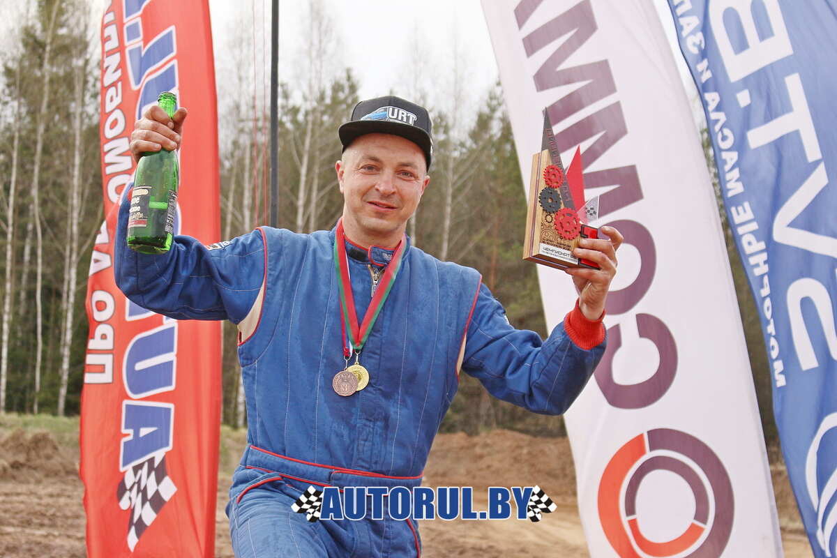 Второй день чемпионата- 2026 по автокроссу: чемпионы в ауте!