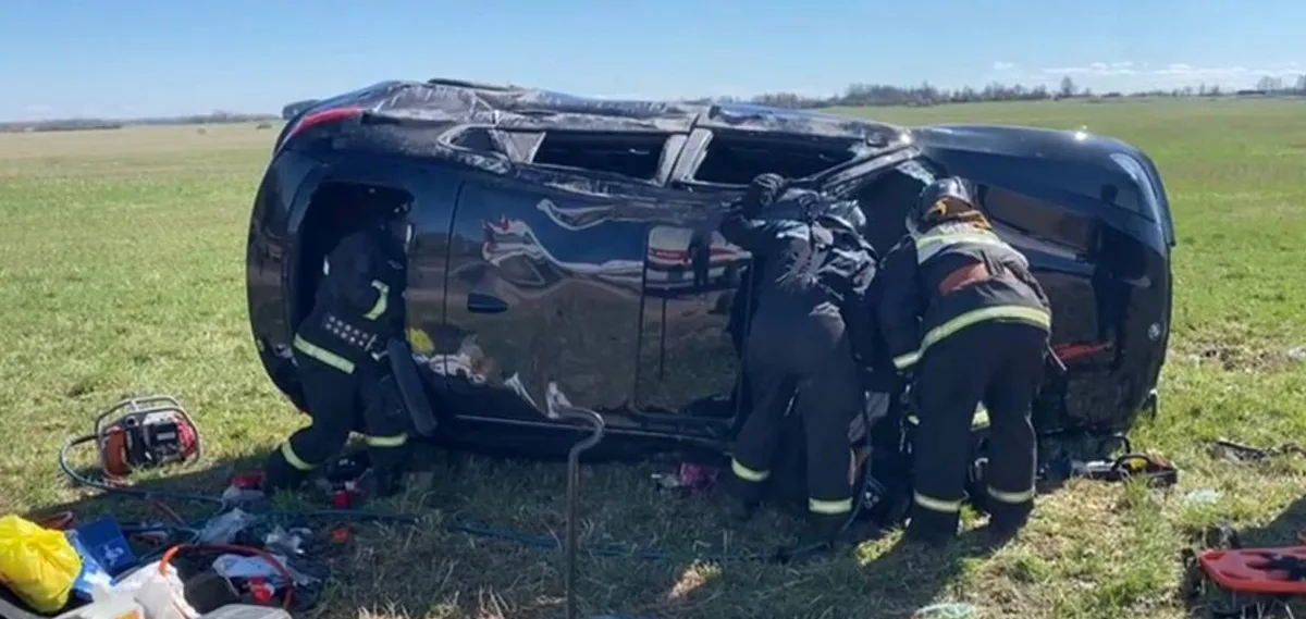 В Поставском районе водитель BMW врезалась в дерево водитель BMW врезалась в дерево2