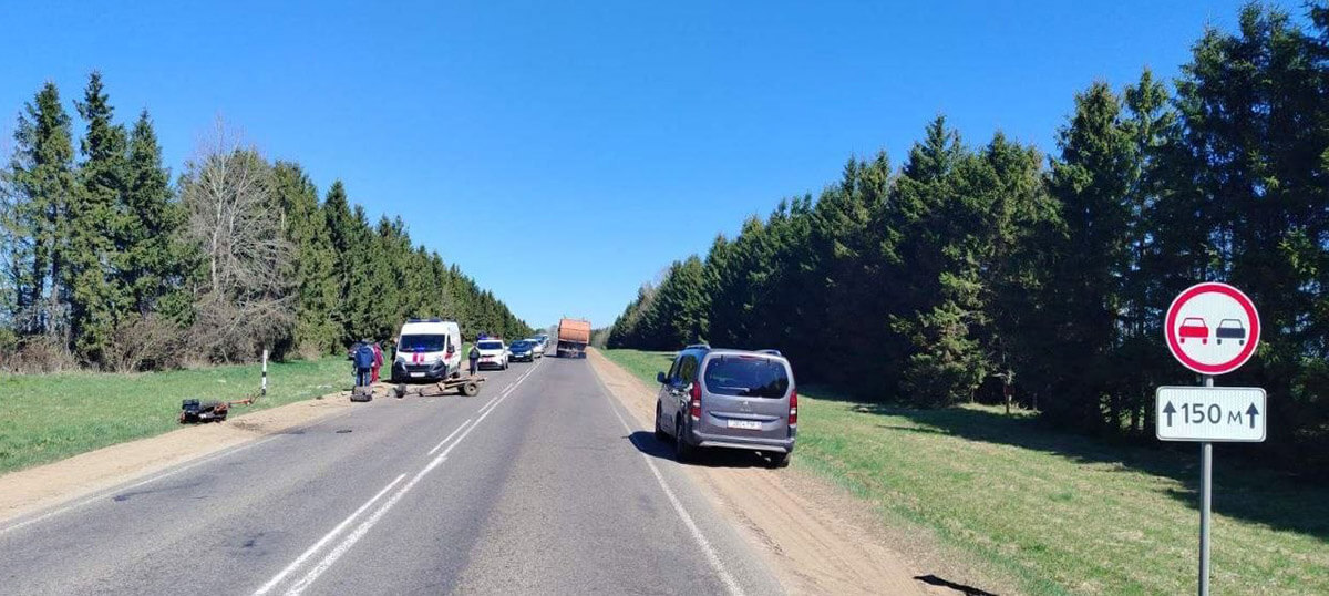 в ДТП погибли водитель и пассажирка мотоблока