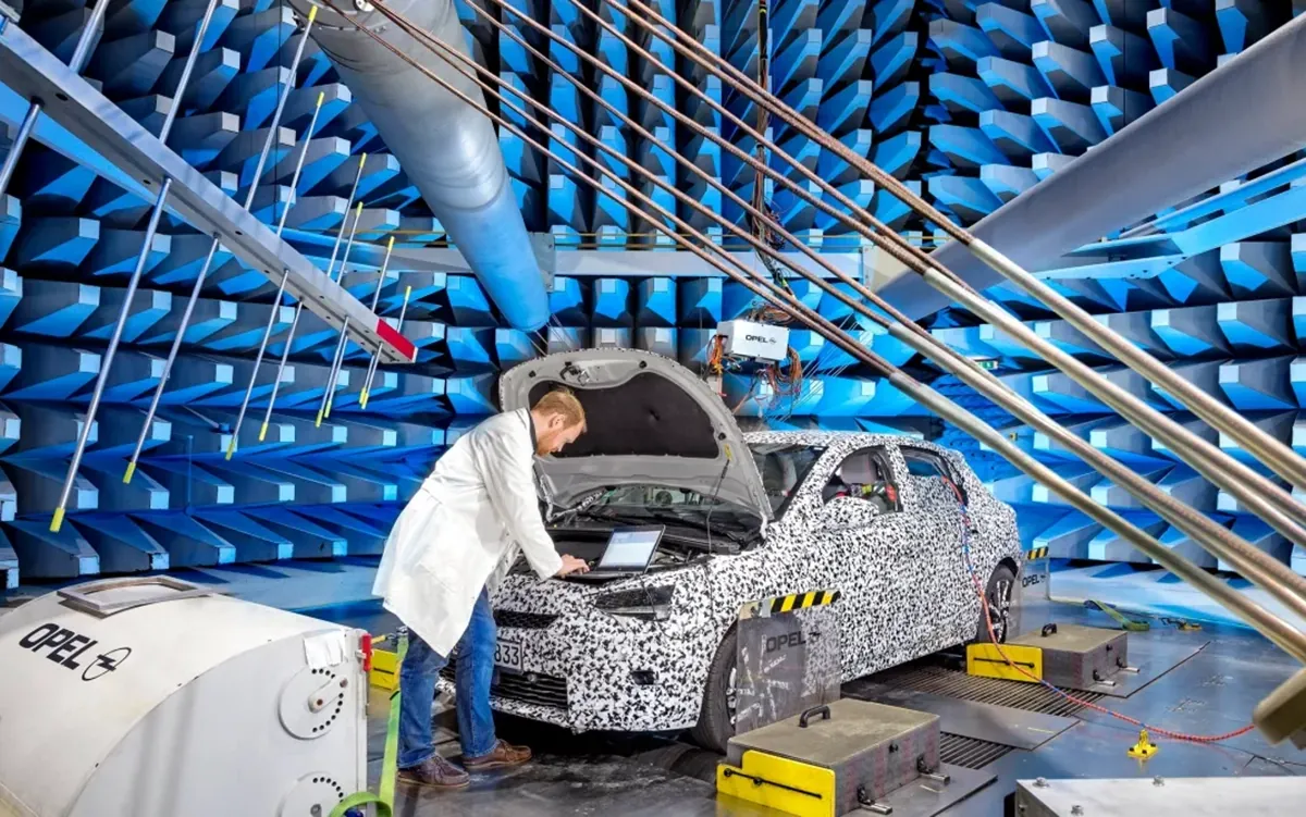 Stellantis уволила 650 инженеров в техническом центре Opel