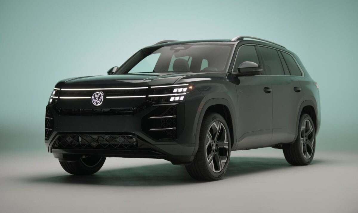 Компания Volkswagen представила просторный семиместный Atlas