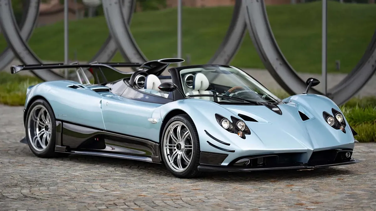 Pagani представила Zonda Cervino с двигателем V12