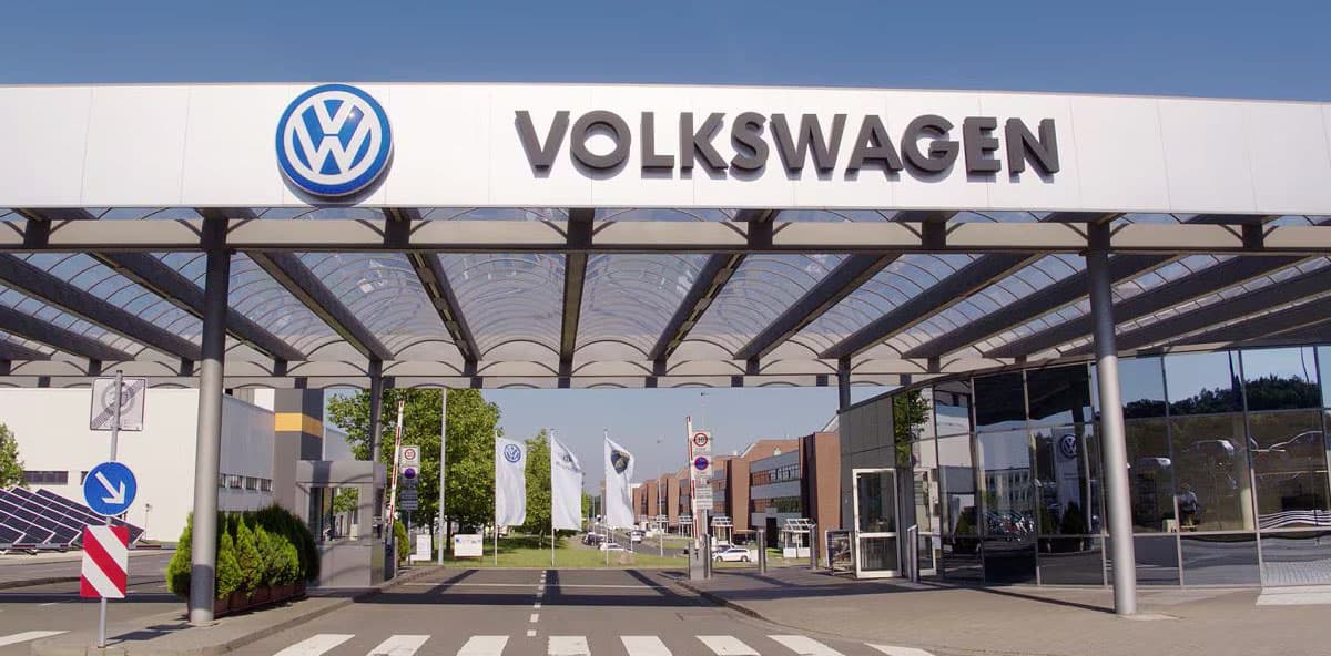 Volkswagen лого 22
