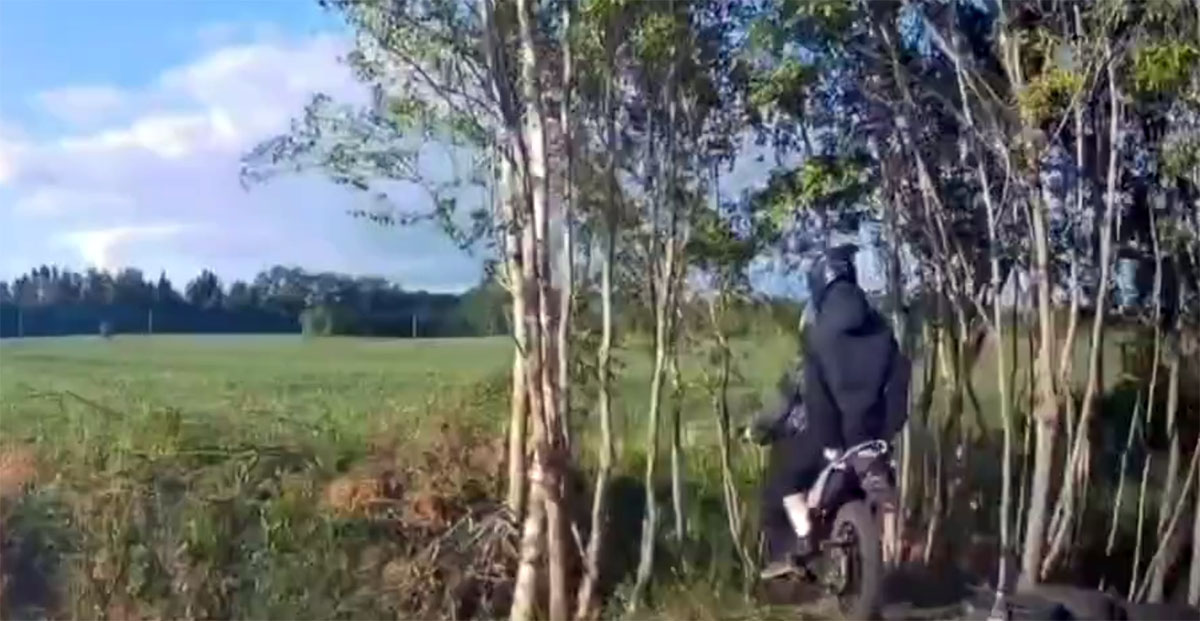 Бесправник на мотоцикле устроил погоню