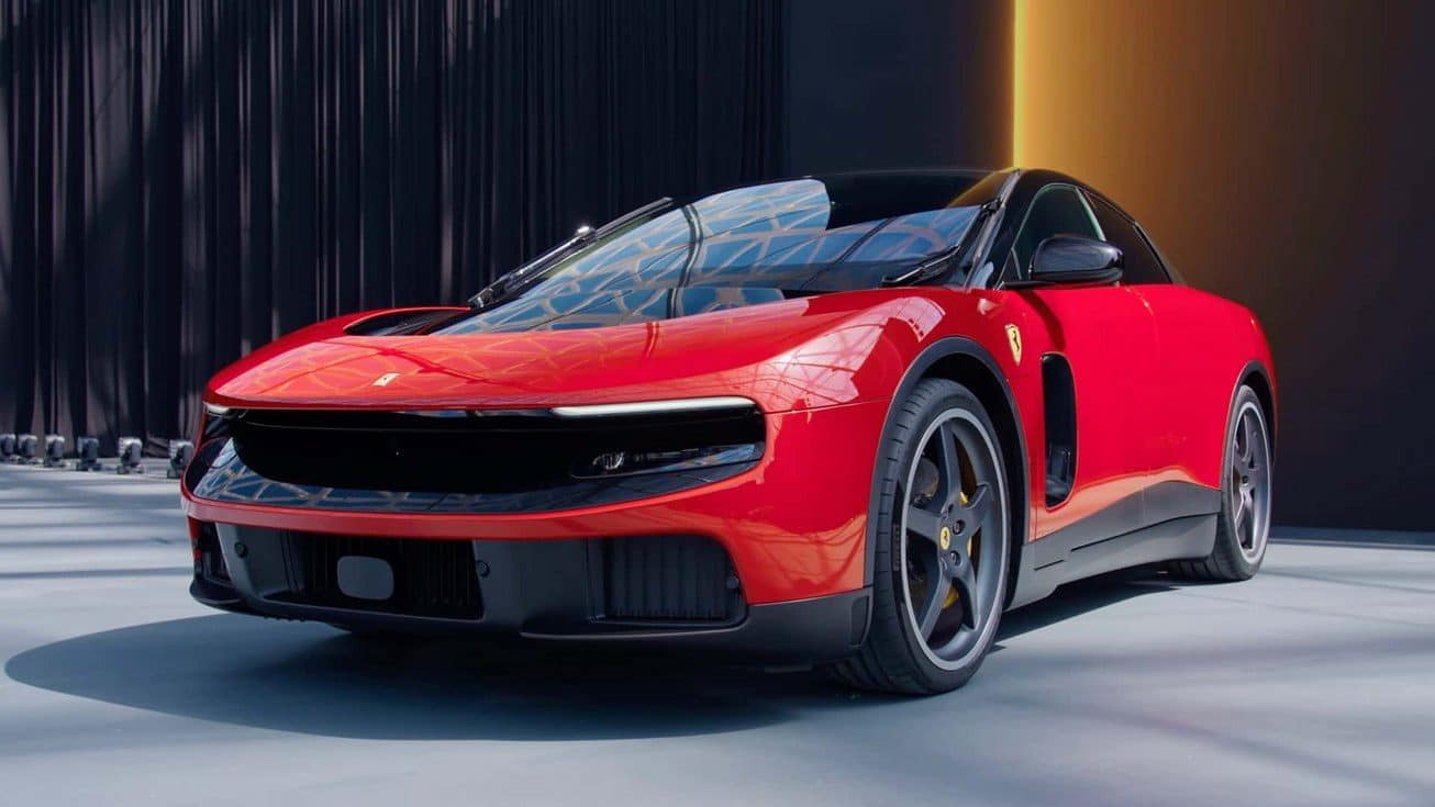 Ferrari уже выполнила план продаж Luce на 2026 год