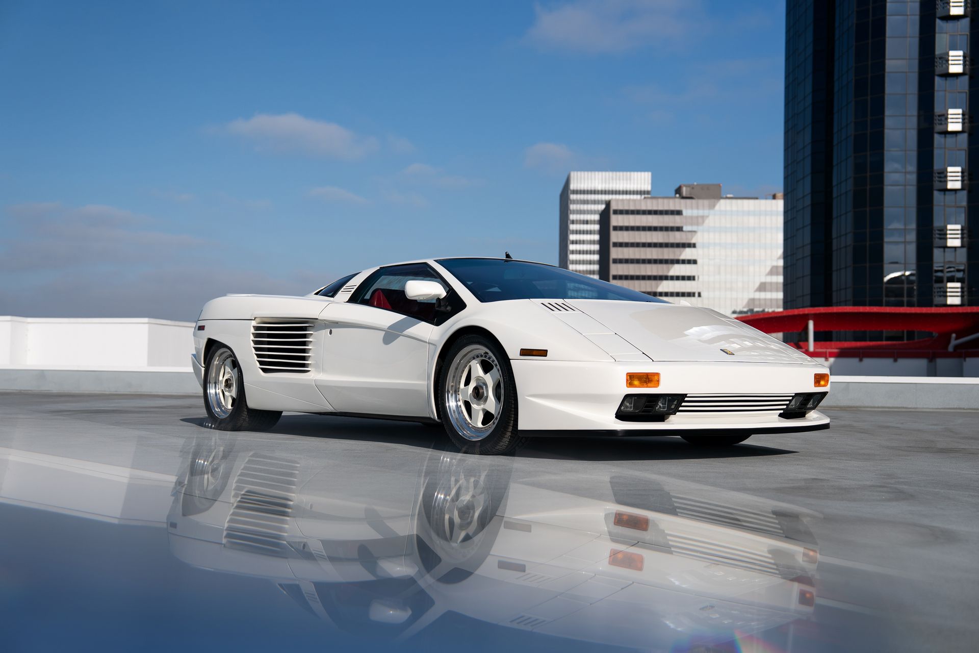 Cizeta-Moroder V16T выставлены на аукцион