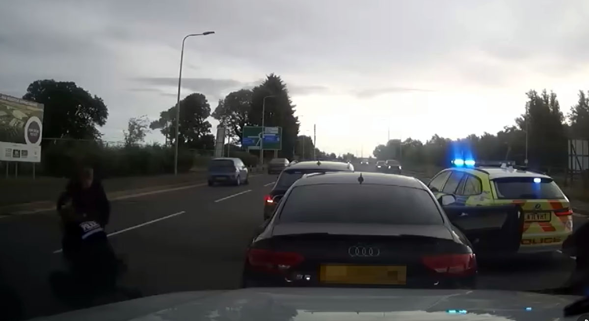 подросток за рулем Audi S5 разогнался до 225 км/час