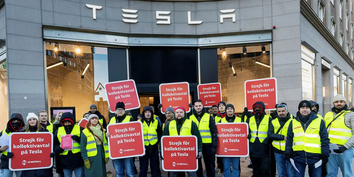 Tesla предложила выходные пособия бастующим работникам в Швеции