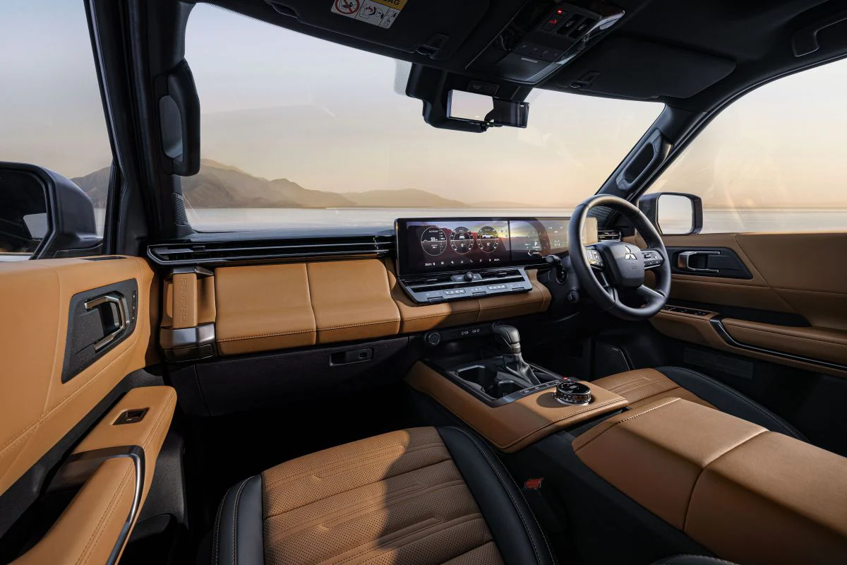 Mitsubishi Pajero возвращается2