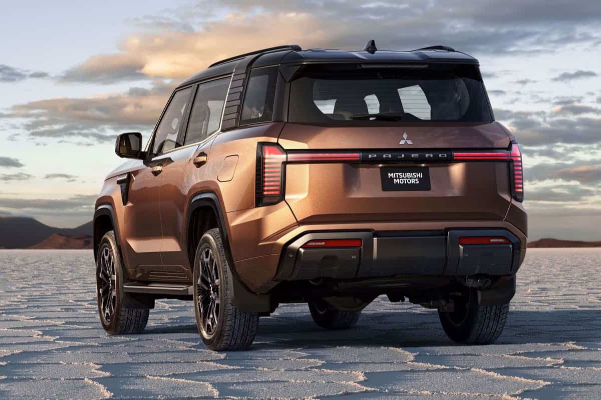 Mitsubishi Pajero возвращается3