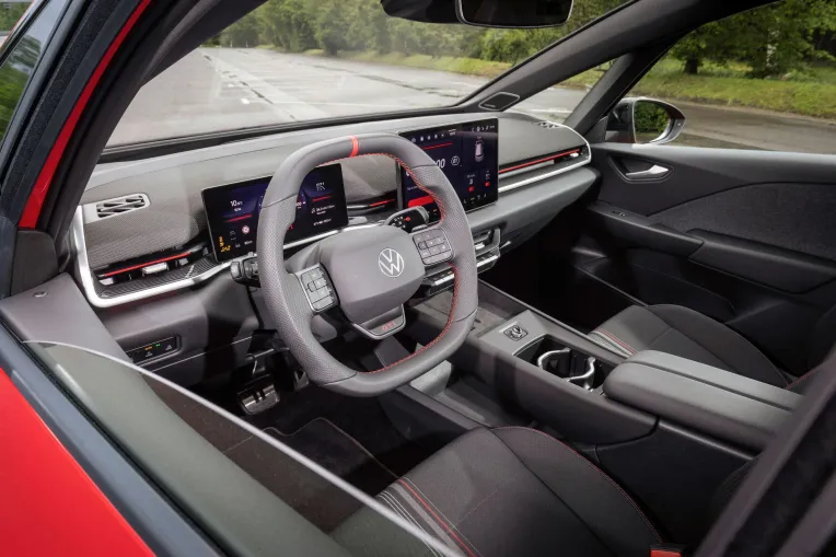 Представлен Volkswagen GTI с задним приводом3