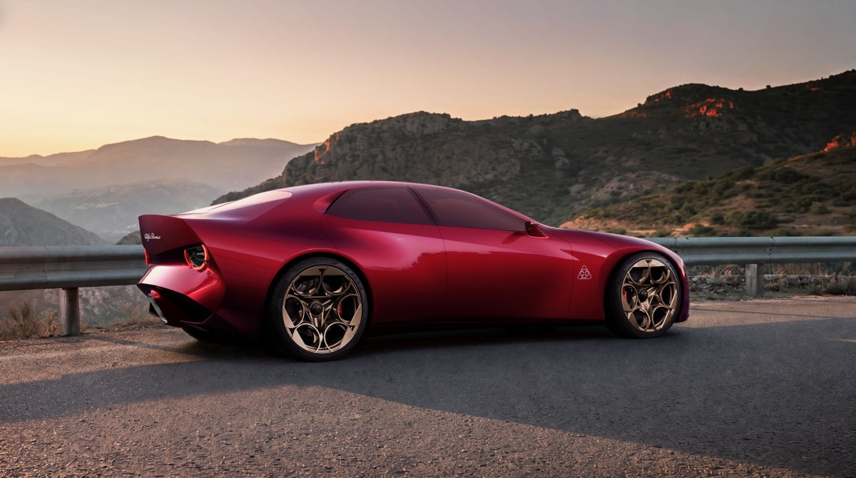Alfa Romeo Cuorerosso прибыла в Париж3