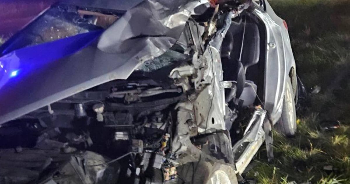 Hyundai столкнулся со встречной фурой